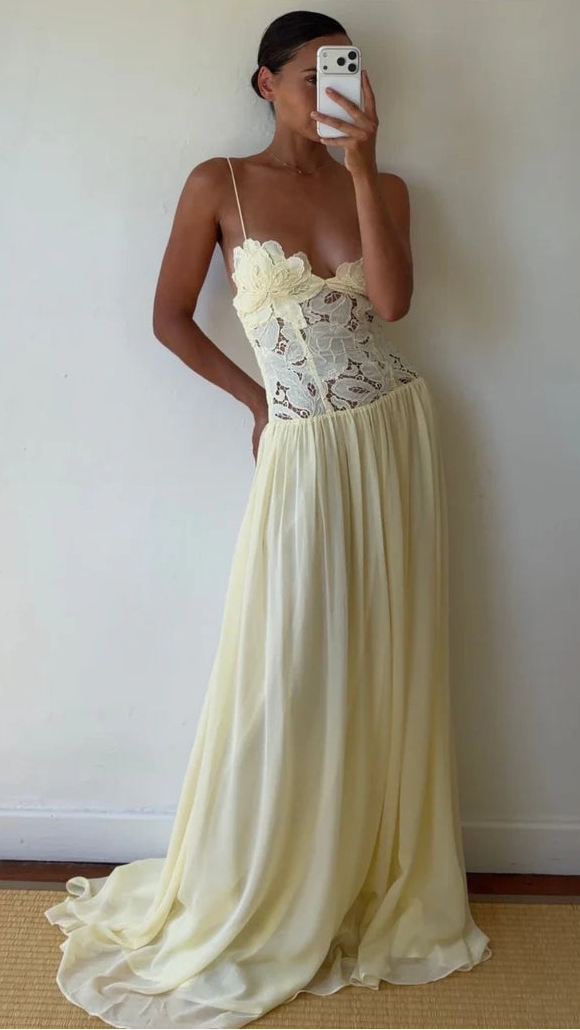 Stephanie Maxi