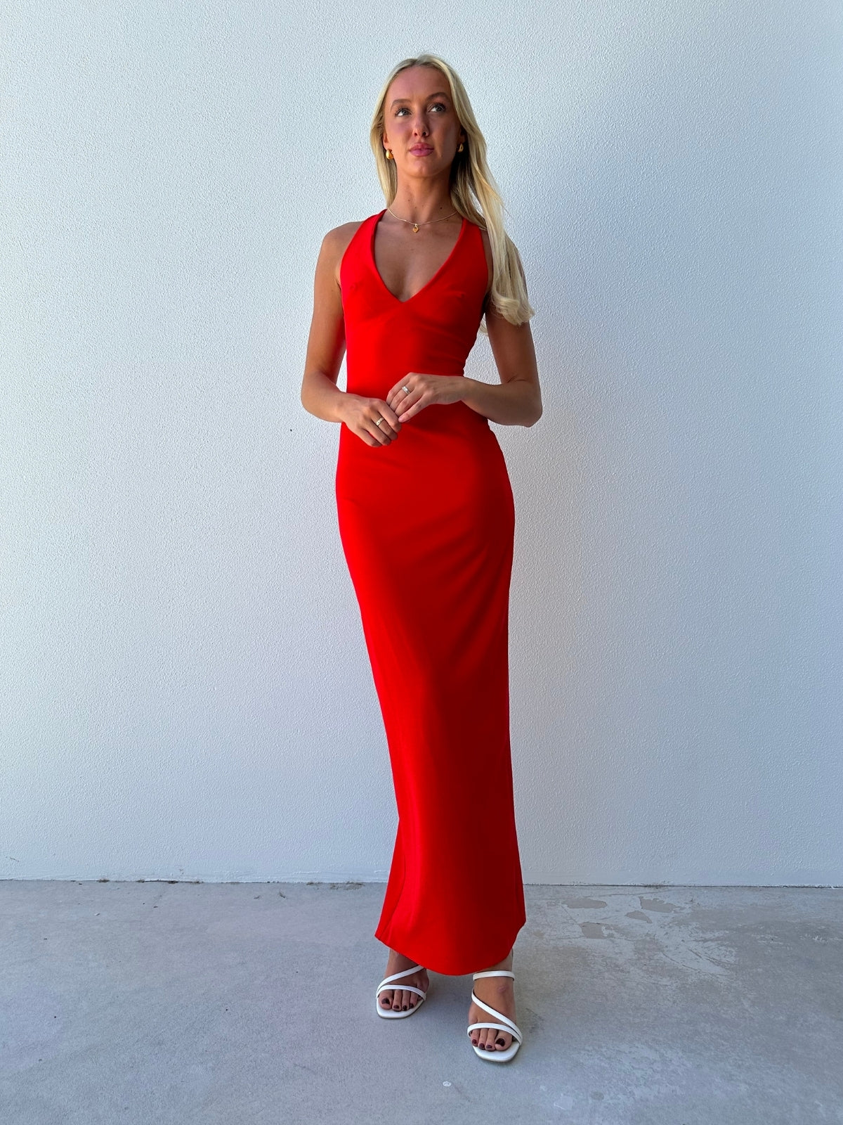 effie kats red dress Effie Kats Verona Gown Cherry Red shortandsweethire